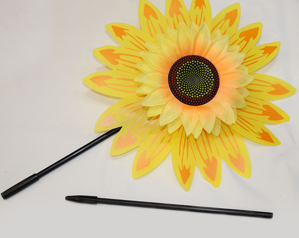 Pinwheel sunflower XXL, 30cm, foldable in a transparent bag,