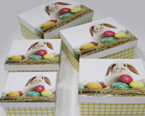 Boxes set of 5, size A: 20.5cm, B: 18.5cm, C: 16.5cm, D: