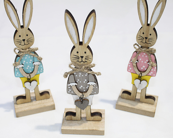 Lapin en bois XL avec cœur sur support en bois 5x3,5x15,5cm,