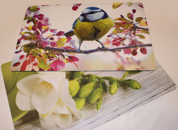 Placemat bird / flower design, 44x28.5cm for a beautiful