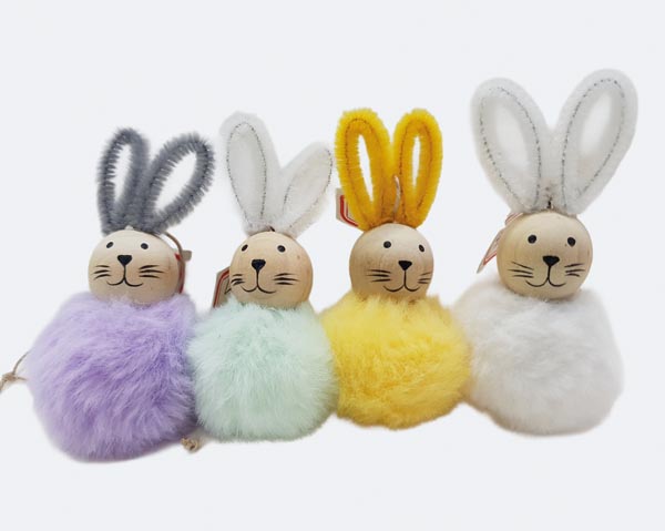 Flauschiger Hasenanhänger 7x3x3cm in Weiß, Mint, Gelb und