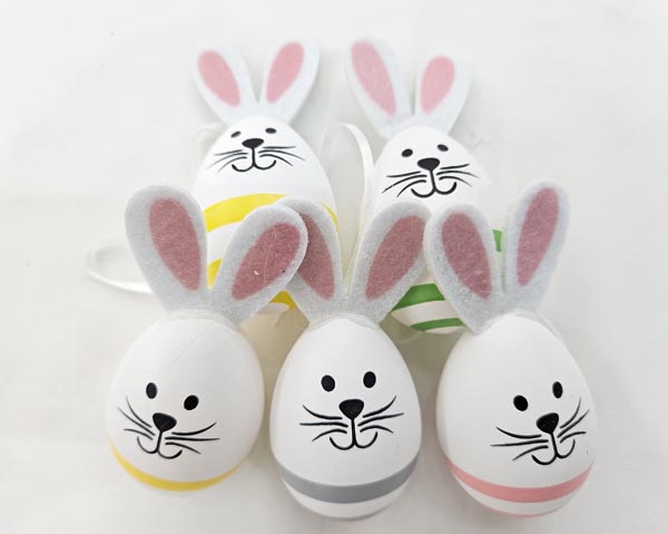 Figurines de Pâques 9×4cm avec têtes de lapin – lot de 5,