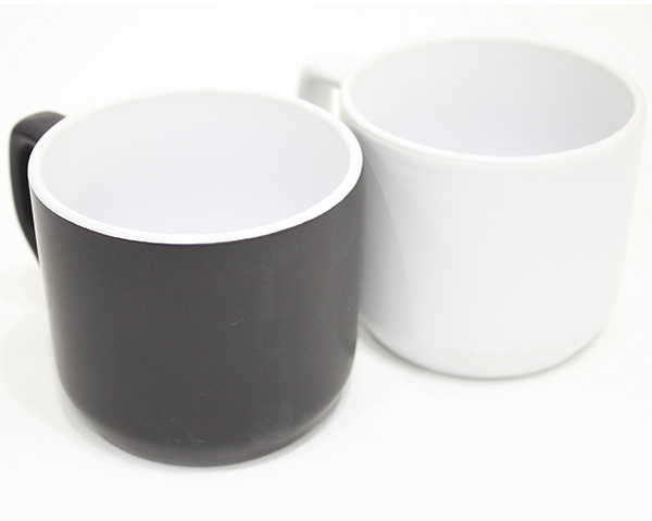 Coffee mug Ø8.9cm x 7.8cm high, made of the finest ceramic,