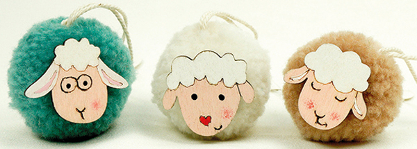 Funny sheep with fur and hanger 4x4x4cm, 3 assorted,